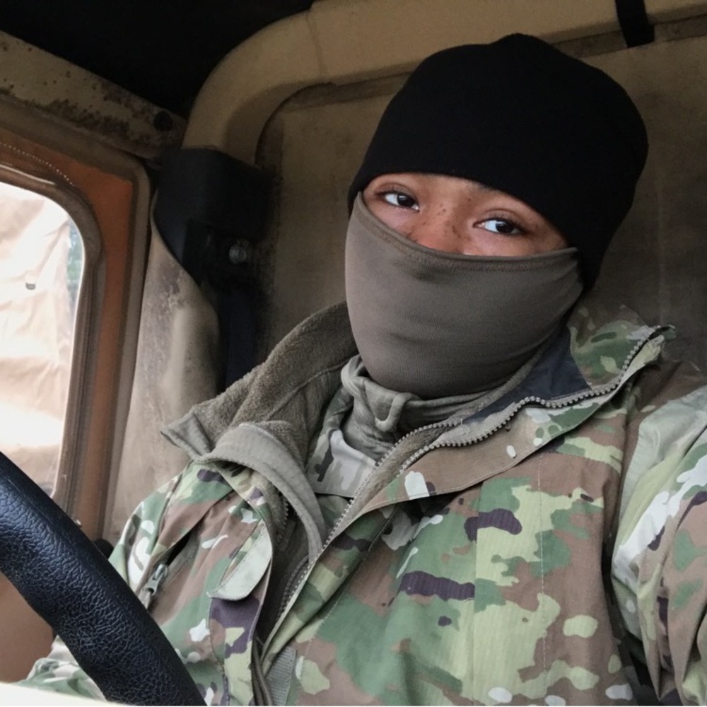 Meet your Posher, Latoya